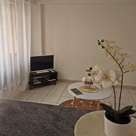 Studio De 35M² Entre Antibes Et Juan Les Pins Apartment Exterior photo